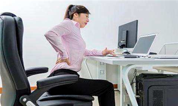 上班坐着怎么减肥 办公室坐着减肥法