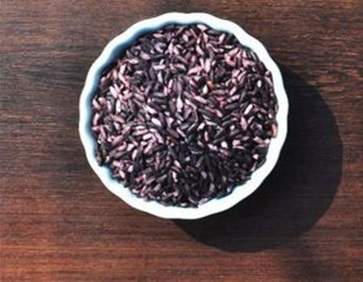 紫米和血糯米的区别 紫米和血糯米一样吗